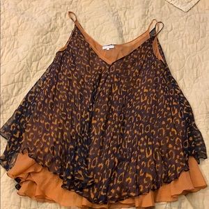 Flowy Opening Ceremony double tank